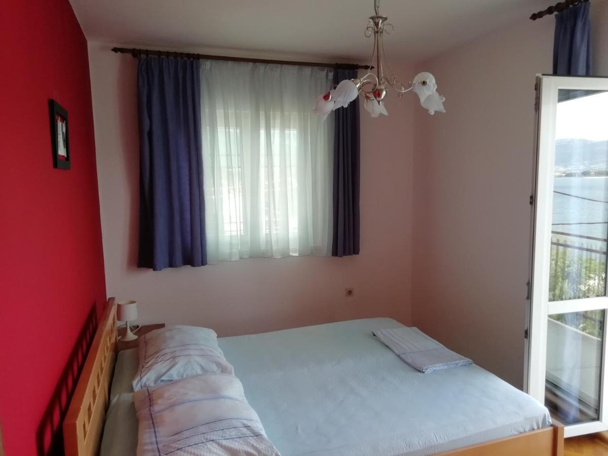 Apartmani Ante Трогир Экстерьер фото