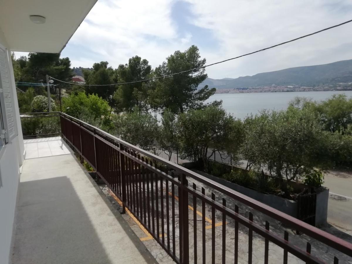 Apartmani Ante Трогир Экстерьер фото